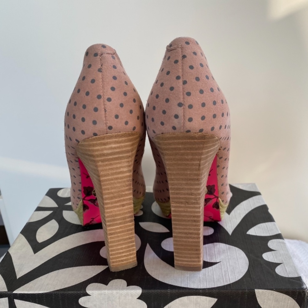 Betsey Johnson Maggi Heels - Picture 3 of 9